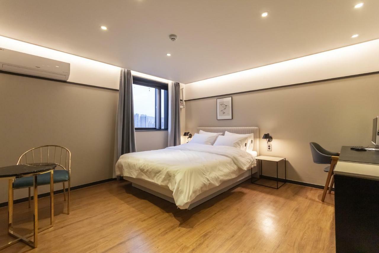 Browndot Hotel Centum Busan Exteriör bild